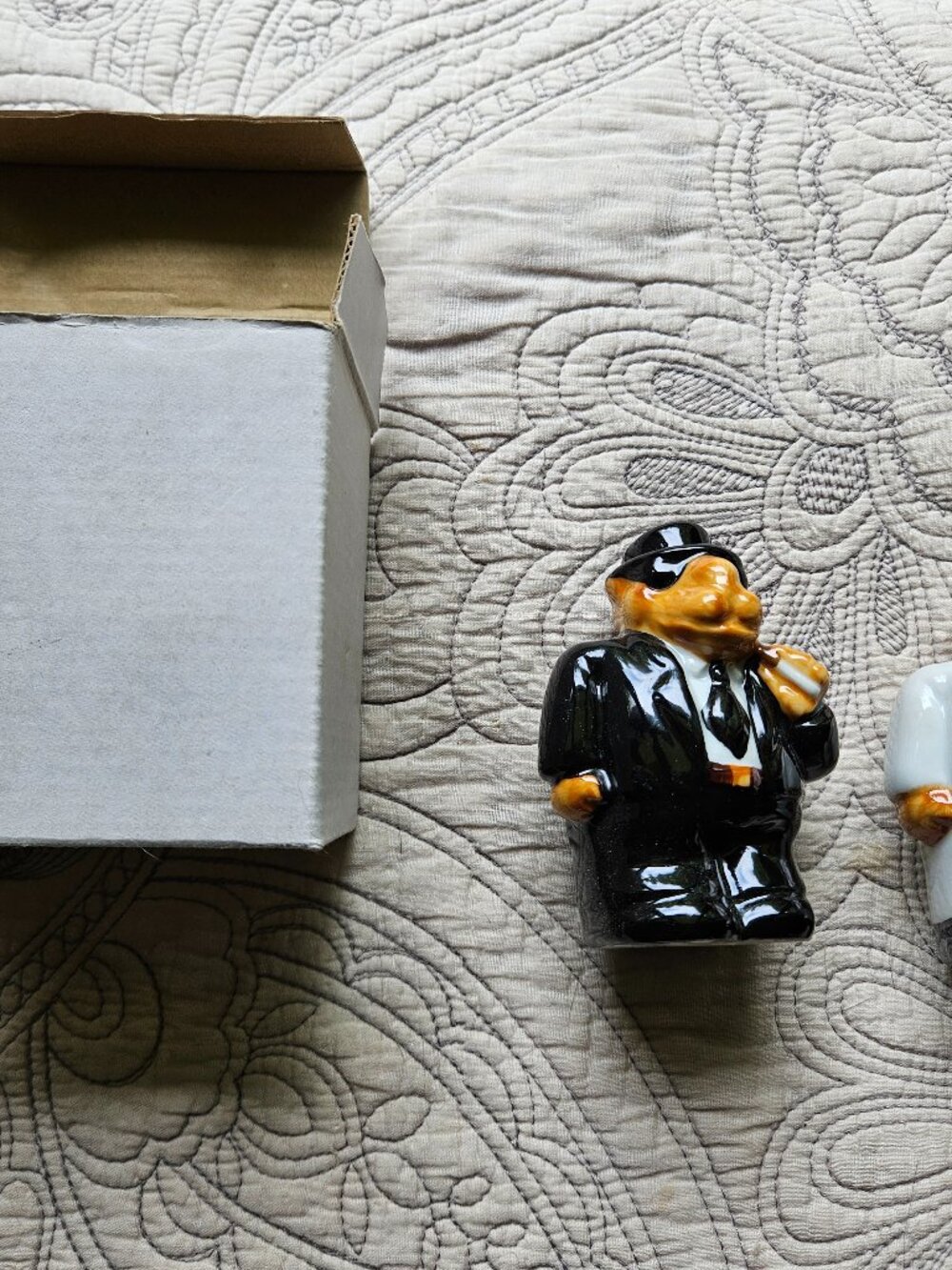 Camel Salt & Pepper Set NIB